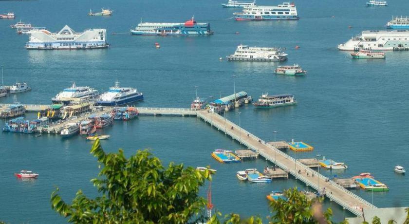 Maytara Hotel Pattaya Ngoại thất bức ảnh